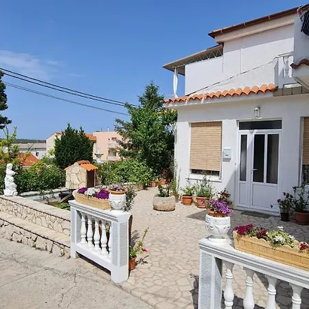 Bed & Breakfast Rab Robert 3*