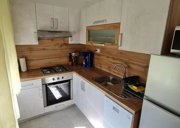 Frühstückspension Rab Robert 3*