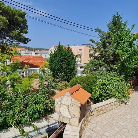 Rab Robert Bed & Breakfast 3*