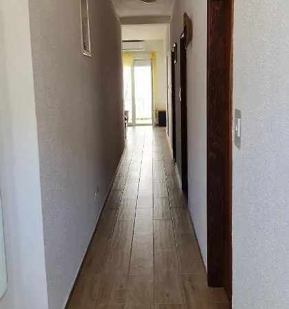 Rab Robert 3* Barbat na Rabu