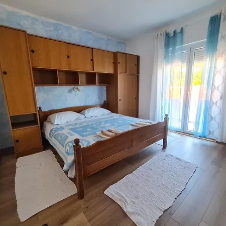 Rab Robert 住宿加早餐酒店 Barbat na Rabu