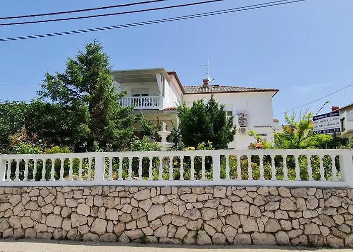 Rab Robert Couette-café Barbat na Rabu