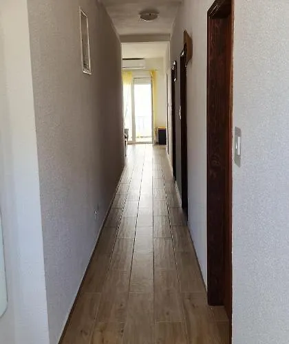 Rab Robert 3* Barbat na Rabu