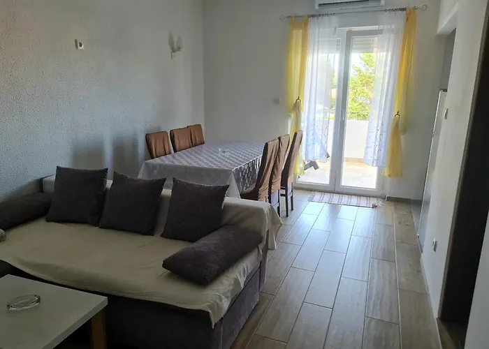 Couette-café Rab Robert 3*