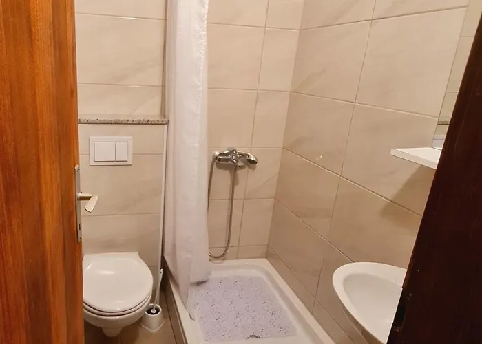 Rab Robert 3* Barbat na Rabu