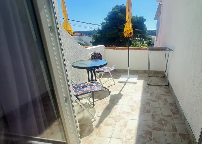 Couette-café Rab Robert 3*