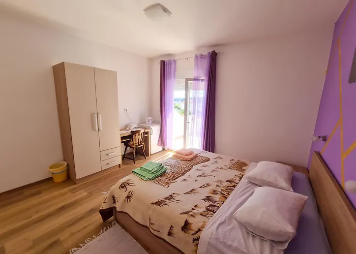 Couette-café Rab Robert 3*